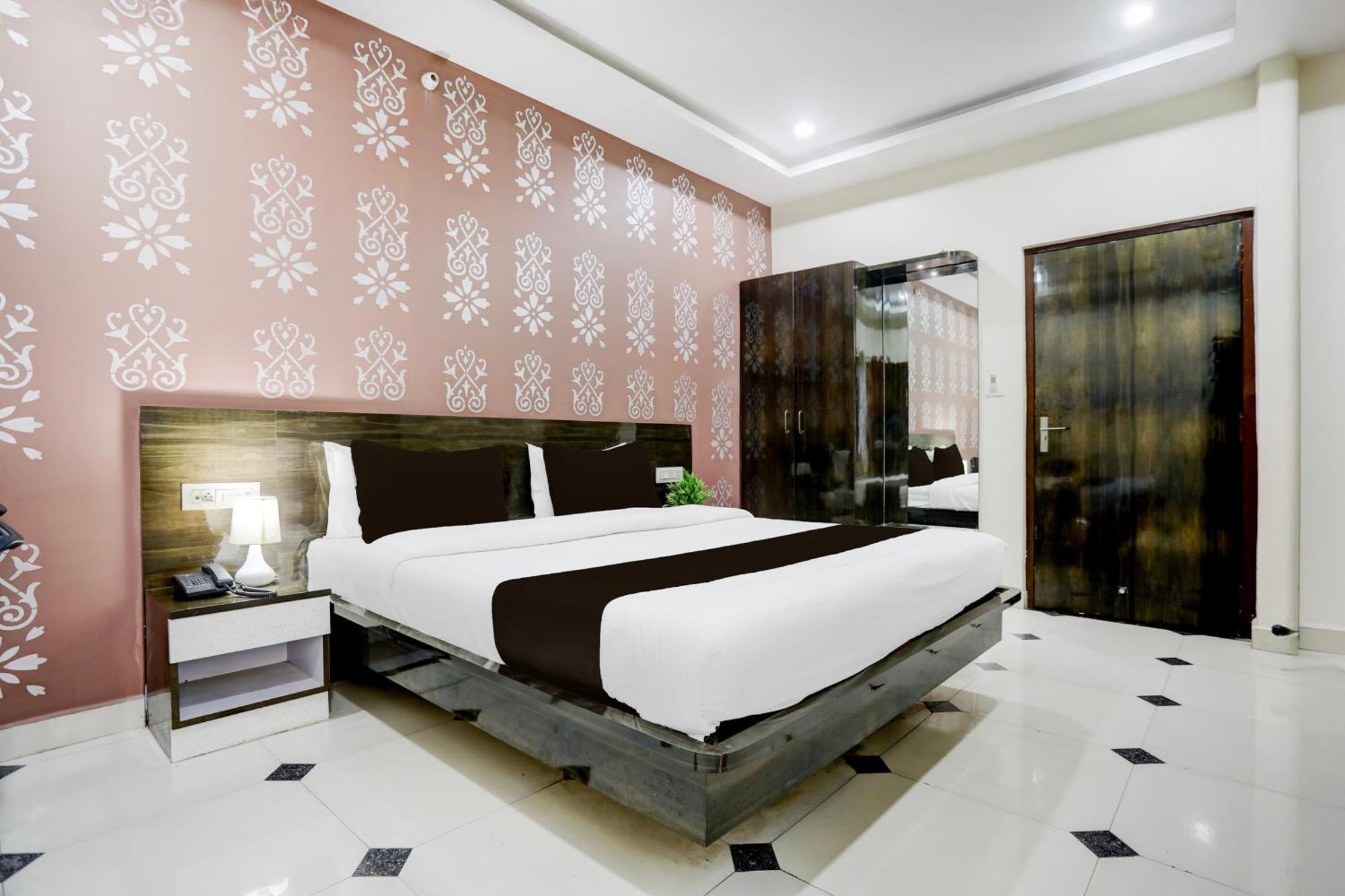 Hotel Super Townhouse Gida Near Rto Office à Gorakhpur Extérieur photo