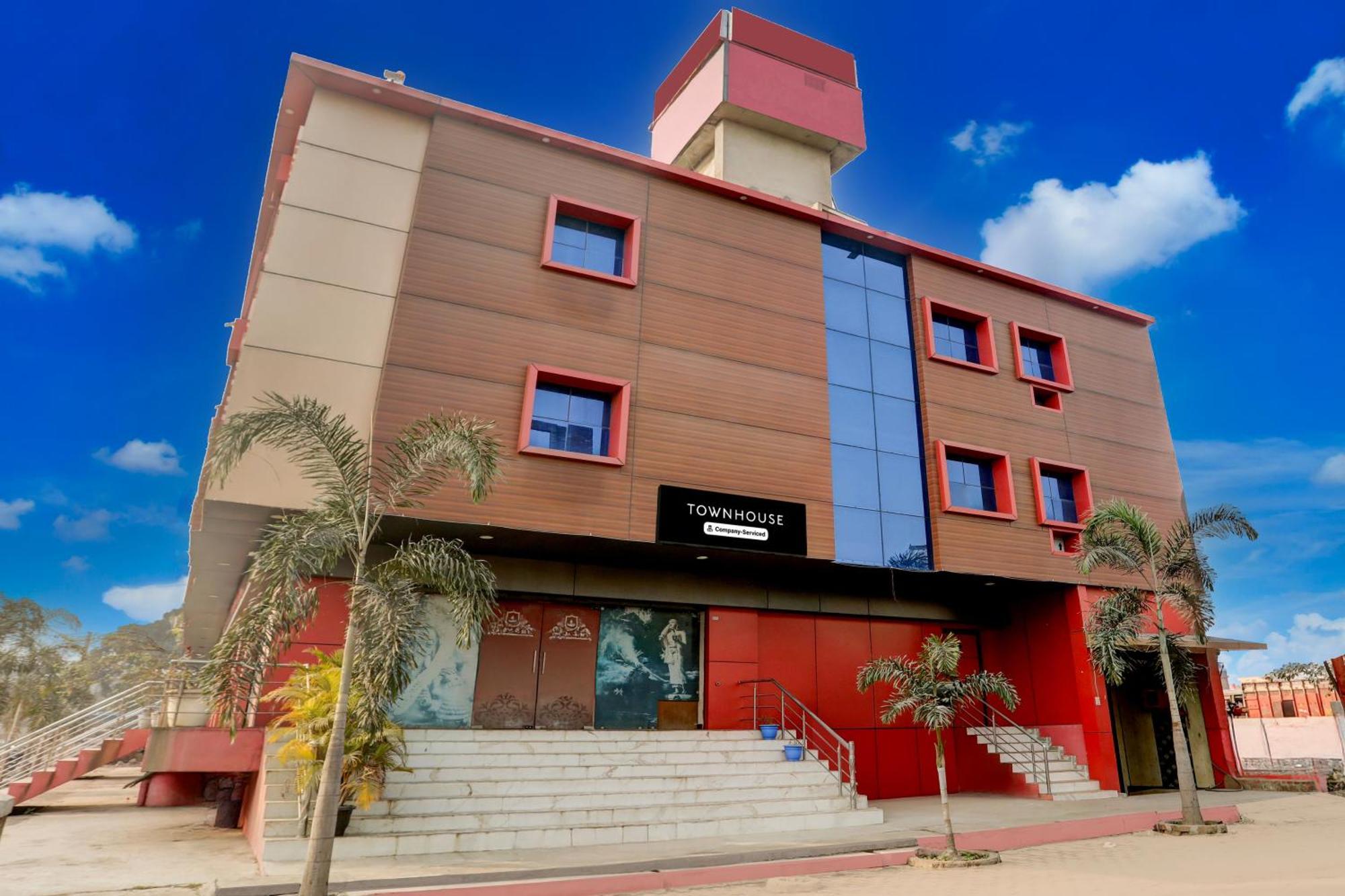 Hotel Super Townhouse Gida Near Rto Office à Gorakhpur Extérieur photo